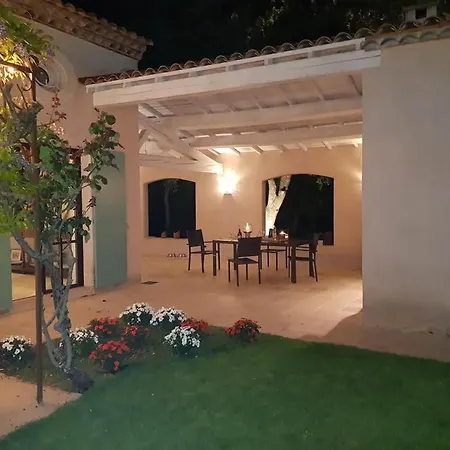 Magnifique Nimoise Nîmes